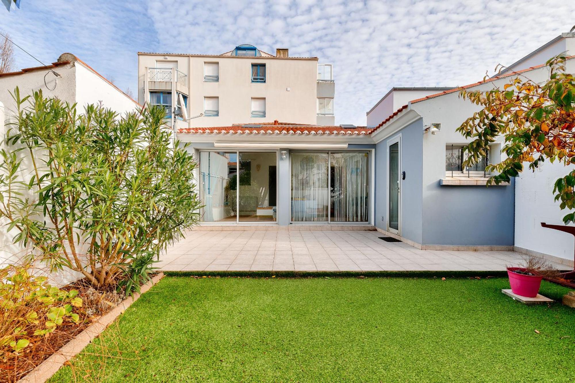 Entre Coeur De Ville Et Plage, Maison Pour 8 Saint-Gilles-Croix-de-Vie Exterior foto