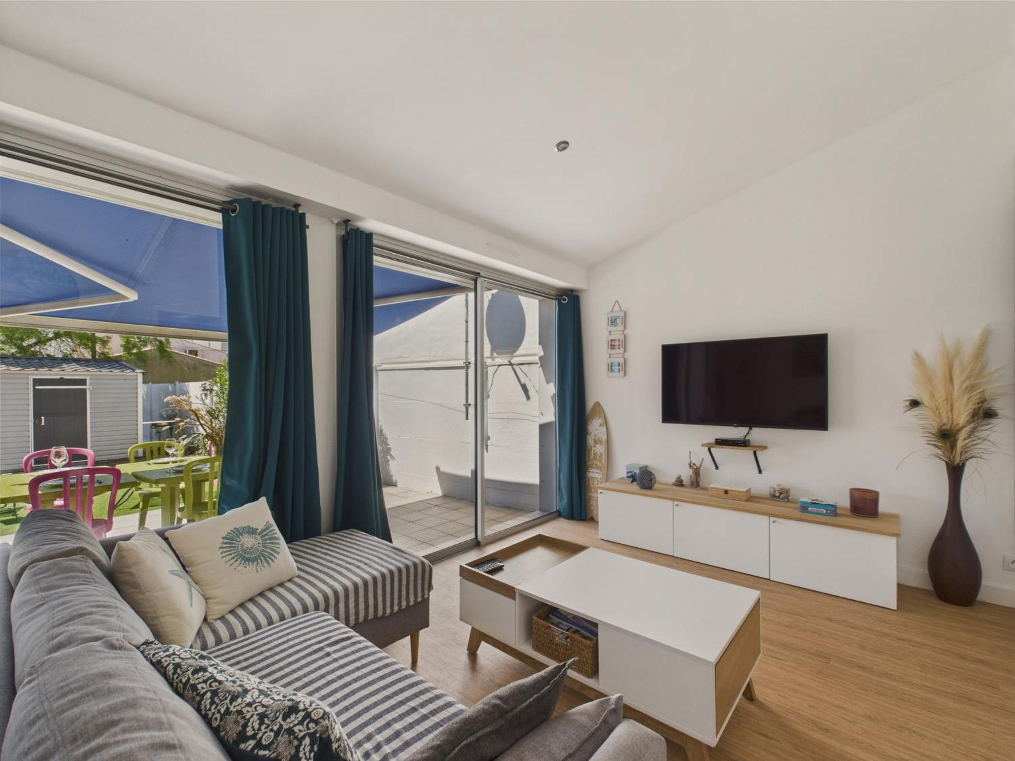 Entre Coeur De Ville Et Plage, Maison Pour 8 Saint-Gilles-Croix-de-Vie Exterior foto